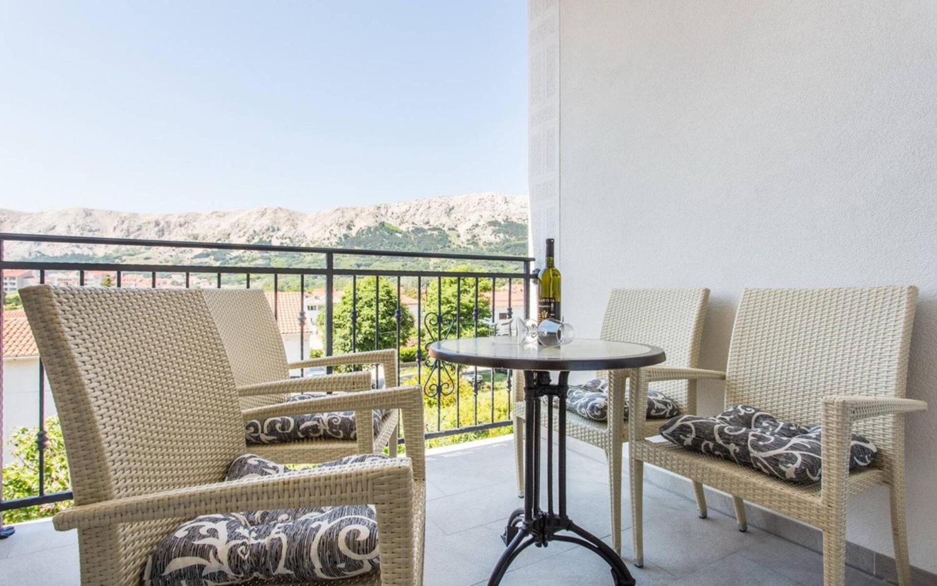 Apartments Bernardeta 1 Baška Extérieur photo